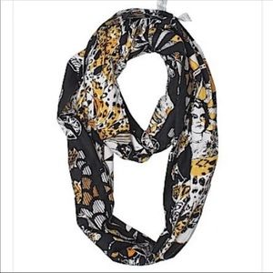 RVCA Scarf for Year-round use